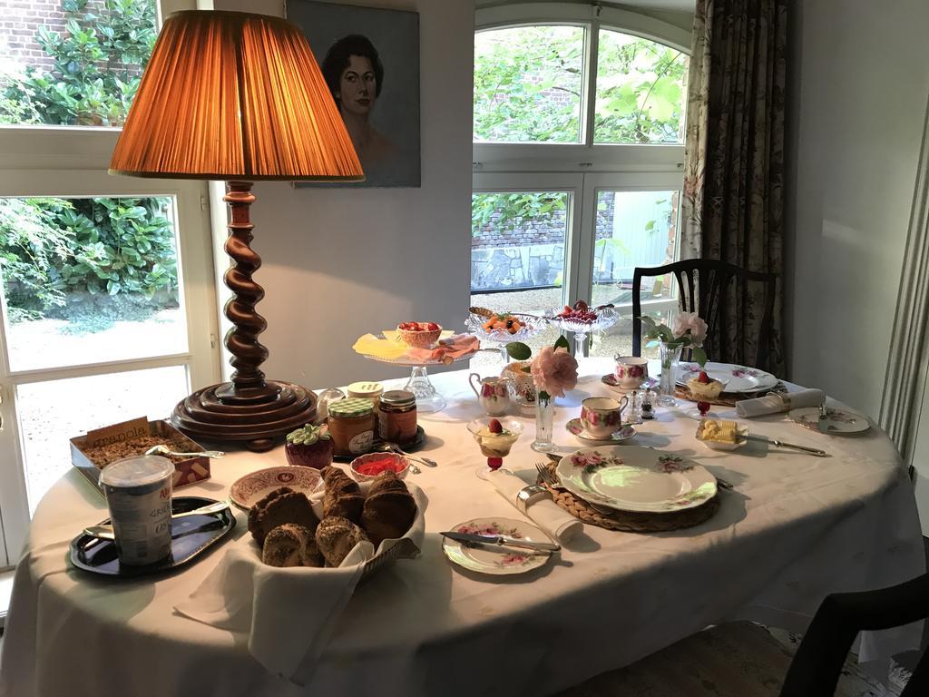 B&B Rose Court Beek  Екстериор снимка